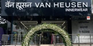 Van Heusen Innerwear opens new store in Karad, Maharashtra