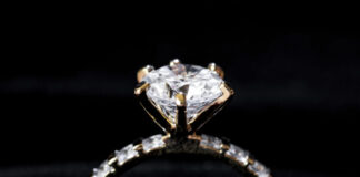 Head: Made, Not Mined: How India Fell for Lab-Grown Diamond Stones